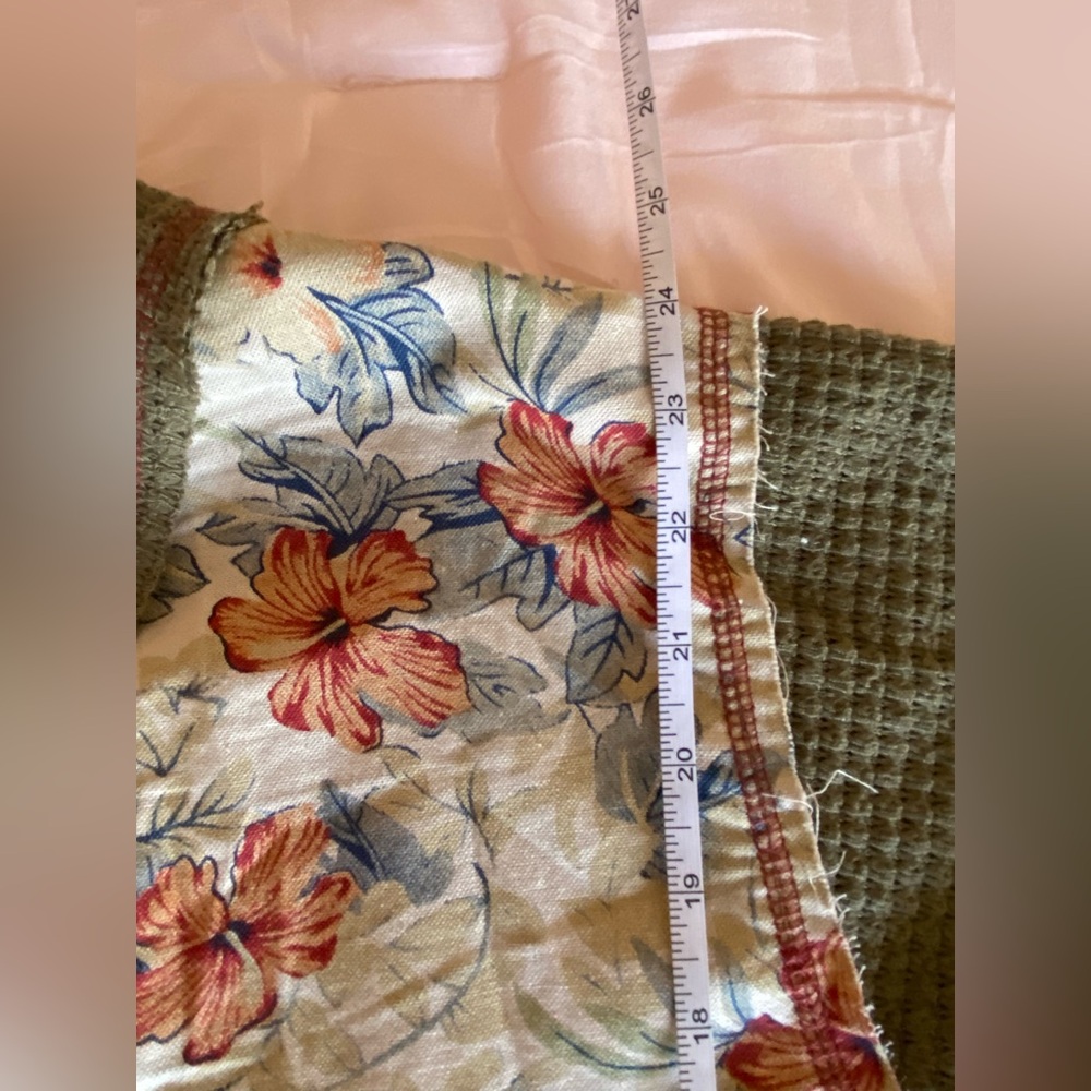 POL Floral Patchwork V-Neck Blouse - Cream and Brown - Picture 6 of 10